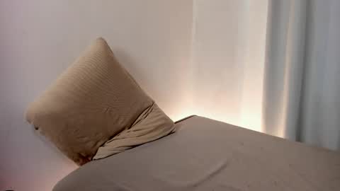 Hey there Im Jame online show from 04/23/26, 04:57