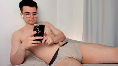 Hey there Im Jame online show from 05/01/26, 12:43
