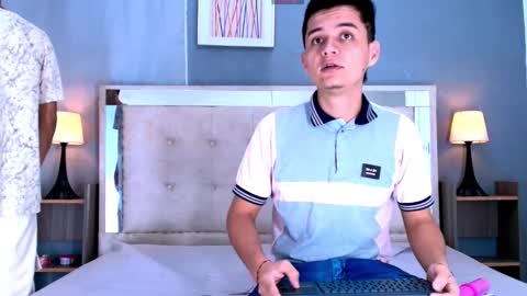 Snapshot of james_and_kenet chatting on 02/24/26, 11:52 James y Kenet online show from 02/24/26, 11:52