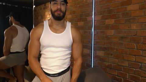 Snapshot of james_axel chatting on 01/15/26, 01:59 James Axel online show from 01/15/26, 01:59