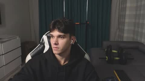 James online show from 10/14/25, 09:37