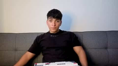 james_silva1 online show from 04/19/26, 09:50