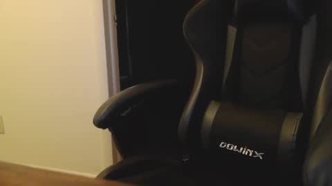 James online show from 11/21/25, 07:56