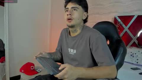 jamesdekker online show from 10/22/25, 09:14