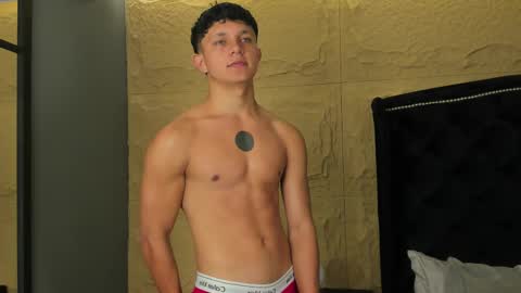 jamesgolden_ online show from 12/18/25, 10:54