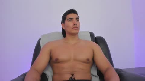 Snapshot of jamesgraay chatting on 02/10/25, 08:31 James Gray online show from 02/10/25, 08:31