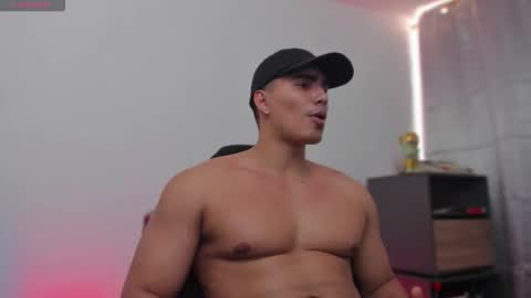 Snapshot of jamesgraay chatting on 11/11/25, 07:47 James Gray online show from 11/11/25, 07:47