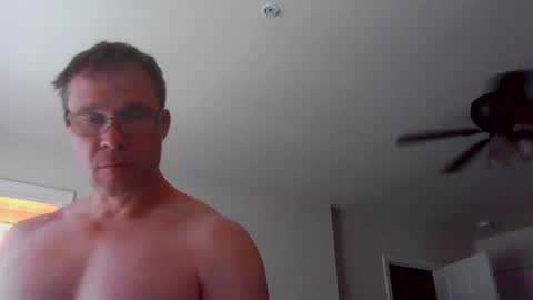 Snapshot of jamesjewels chatting on 06/13/26, 04:49 jamesjewels online show from 06/13/26, 04:49