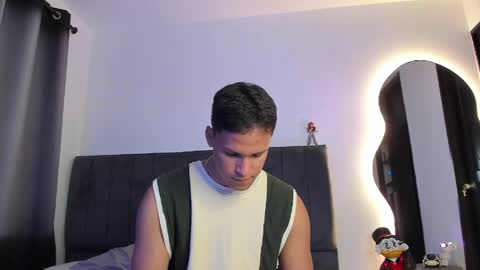 Snapshot of jamesowenn chatting on 06/07/26, 02:37 James Owenn online show from 06/07/26, 02:37