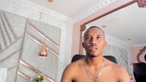 Snapshot of jamesparck chatting on 01/12/25, 03:25 James online show from 01/12/25, 03:25