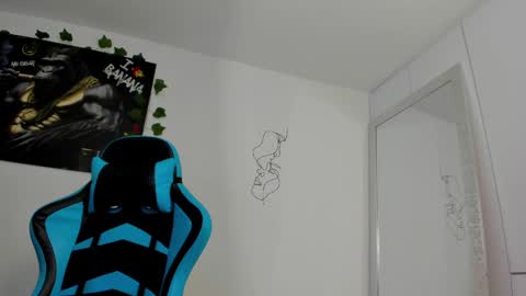 Jamess hott online show from 12/05/24, 03:50