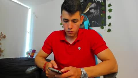 Jamess hott online show from 12/13/24, 02:49