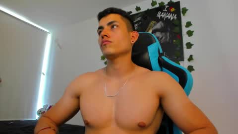 Jamess hott online show from 12/13/24, 05:54