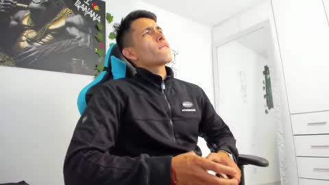 Jamess hott online show from 01/09/25, 01:13