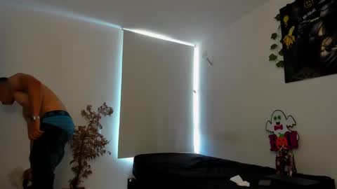 Jamess hott online show from 01/30/25, 06:10