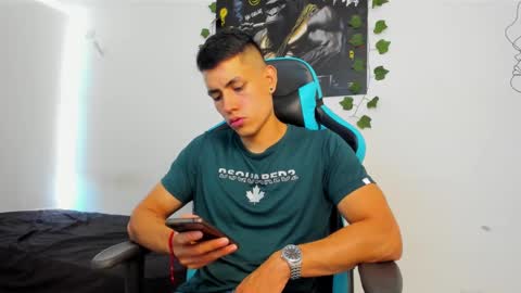 Jamess hott online show from 02/01/25, 01:51