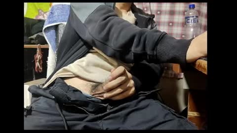 Snapshot of jamessama_0 chatting on 03/02/25, 08:16 jamessama_0 online show from 03/02/25, 08:16