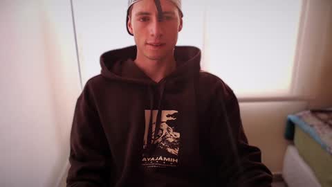 jamesss____ online show from 01/12/25, 10:22