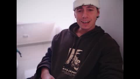 jamesss____ online show from 01/21/25, 02:26