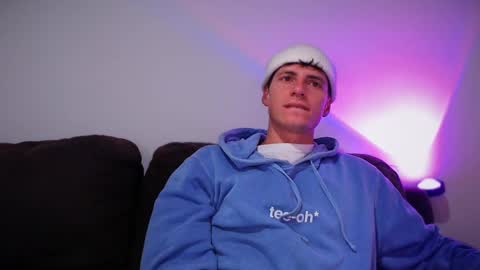 jamesss____ online show from 02/26/25, 04:14