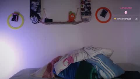 jamesss____ online show from 11/15/25, 03:37