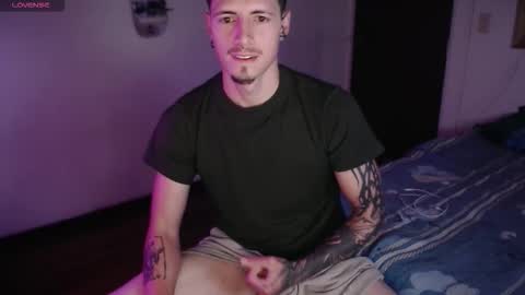 jamesss____ online show from 11/20/25, 06:51