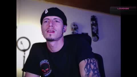 jamesss____ online show from 11/30/25, 09:30