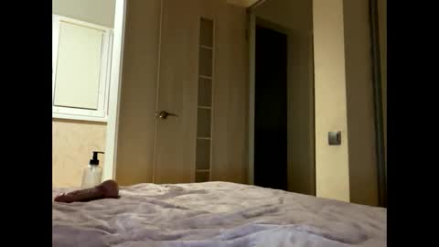 jamesstar4 online show from 04/07/26, 07:36