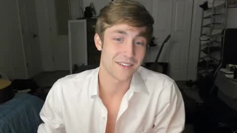 Snapshot of jamesterl chatting on 01/28/25, 05:32 Jamesterl online show from 01/28/25, 05:32