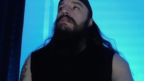 Snapshot of jamesvladi chatting on 01/01/25, 11:29 vlad online show from 01/01/25, 11:29