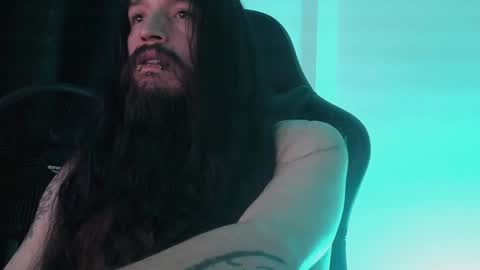 Snapshot of jamesvladi chatting on 01/07/25, 01:49 vlad online show from 01/07/25, 01:49