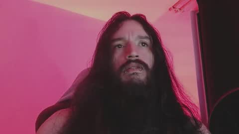 Snapshot of jamesvladi chatting on 01/11/25, 12:33 vlad online show from 01/11/25, 12:33