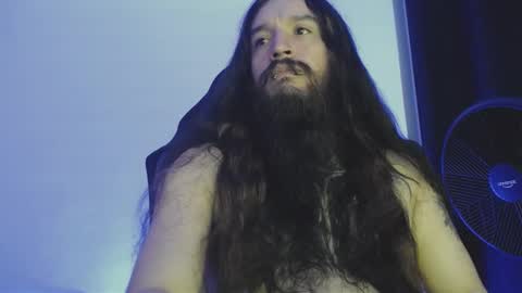 Snapshot of jamesvladi chatting on 01/13/25, 02:28 vlad online show from 01/13/25, 02:28