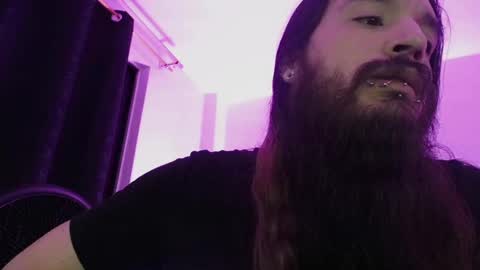 Snapshot of jamesvladi chatting on 01/21/25, 02:11 vlad online show from 01/21/25, 02:11