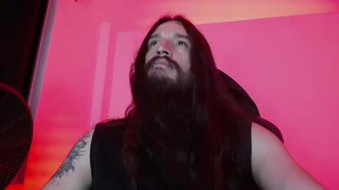 Snapshot of jamesvladi chatting on 01/23/25, 01:19 vlad online show from 01/23/25, 01:19