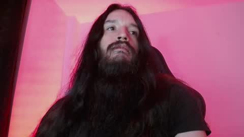 Snapshot of jamesvladi chatting on 01/24/25, 05:10 vlad online show from 01/24/25, 05:10