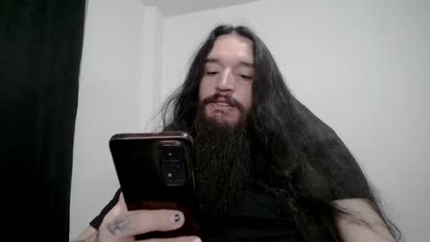 Snapshot of jamesvladi chatting on 02/14/25, 02:07 vlad online show from 02/14/25, 02:07