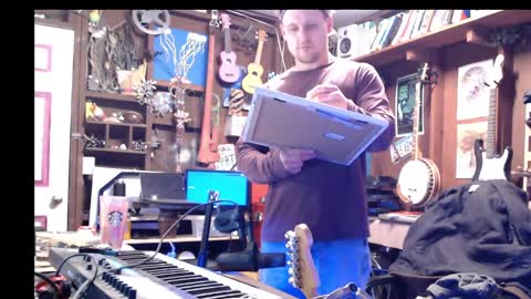 Snapshot of jameswebbscope chatting on 02/13/25, 12:21 Jameswebbscope online show from 02/13/25, 12:21