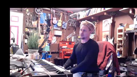 Snapshot of jameswebbscope chatting on 02/27/25, 10:04 Jameswebbscope online show from 02/27/25, 10:04