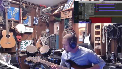 Snapshot of jameswebbscope chatting on 10/10/25, 03:22 Jameswebbscope online show from 10/10/25, 03:22