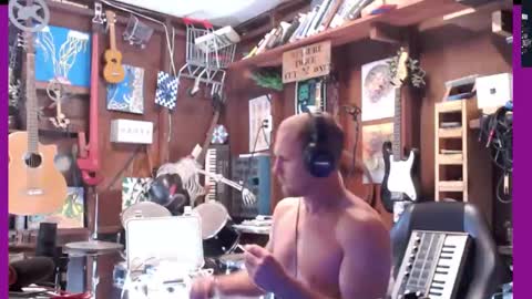 Snapshot of jameswebbscope chatting on 10/31/25, 05:03 Jameswebbscope online show from 10/31/25, 05:03