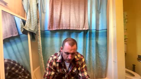 Snapshot of jameswebbscope chatting on 11/01/25, 04:31 Jameswebbscope online show from 11/01/25, 04:31