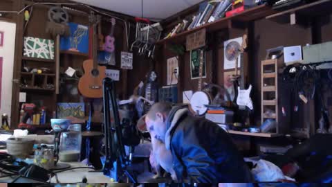 Snapshot of jameswebbscope chatting on 12/15/25, 04:39 Jameswebbscope online show from 12/15/25, 04:39