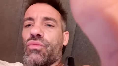 Snapshot of jamie198307 chatting on 09/25/25, 10:13 jamie198307 online show from 09/25/25, 10:13