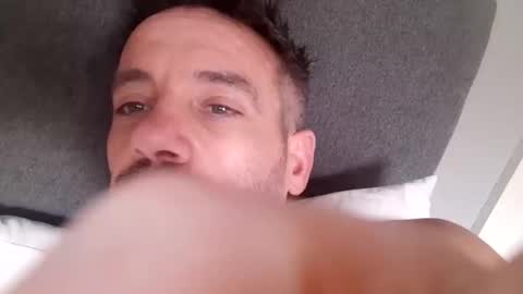 Snapshot of jamie198307 chatting on 10/08/25, 03:31 jamie198307 online show from 10/08/25, 03:31