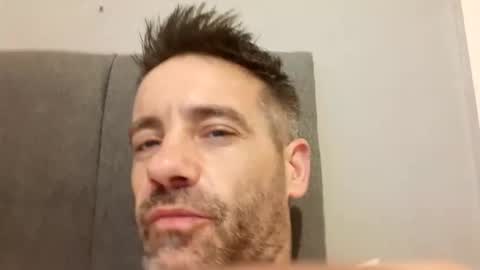 Snapshot of jamie198307 chatting on 10/13/25, 02:11 jamie198307 online show from 10/13/25, 02:11