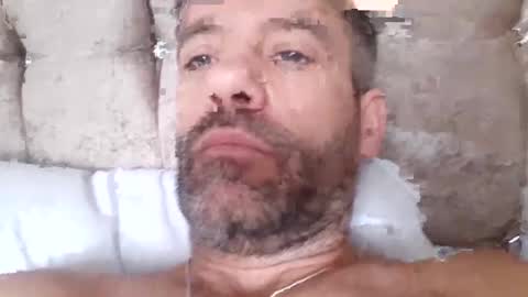 Snapshot of jamie198307 chatting on 10/15/25, 09:09 jamie198307 online show from 10/15/25, 09:09