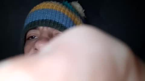 Snapshot of jamie198307 chatting on 11/25/25, 11:27 jamie198307 online show from 11/25/25, 11:27