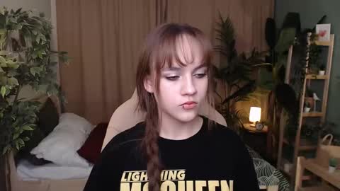 jamie_chung online show from 11/13/25, 01:04