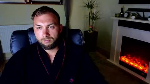 Robbie online show from 05/18/26, 06:08
